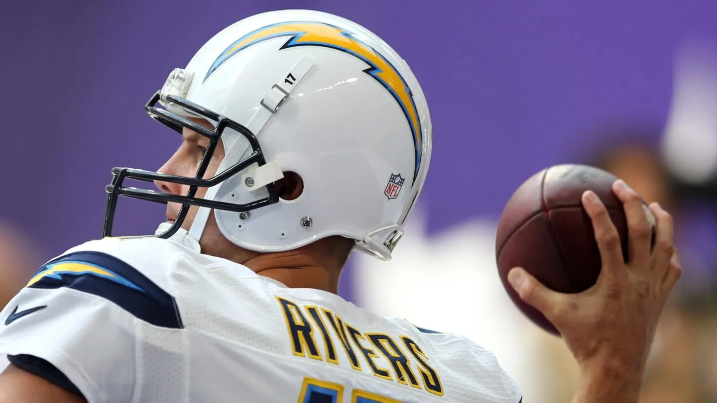 Lebih dari empat tahun setelah pertandingan terakhirnya, Philip Rivers pensiun sebagai pemain Charger