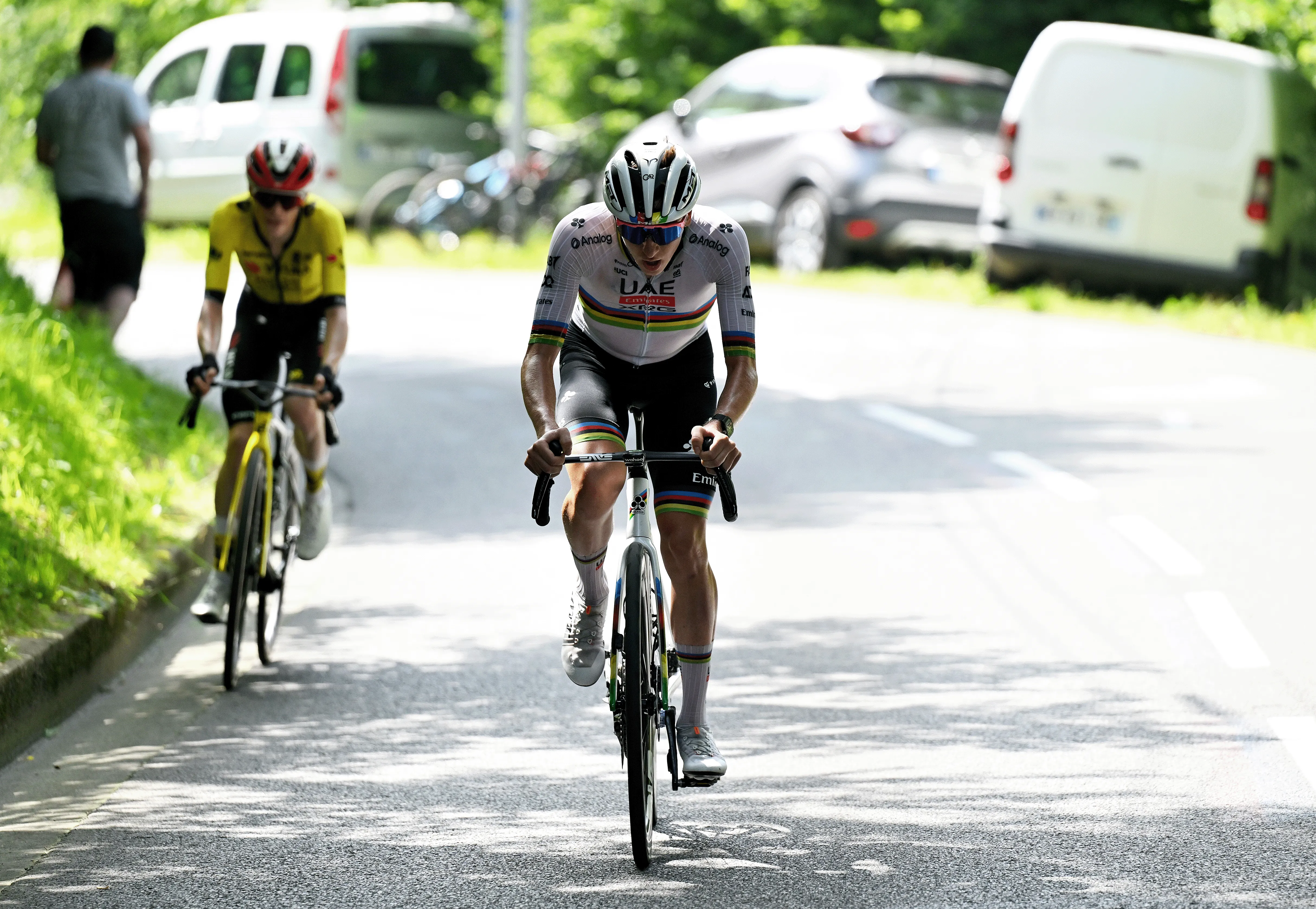 "Saya tidak menyangka selisihnya sebesar ini" – Tadej Pogačar setingkat di atas rivalnya Jonas Vingegaard pada pertarungan gunung pertama Critérium du Dauphiné 2025